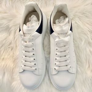 Alexander McQueen, Unisex Sneaker, SZ 10 Men or 11-12 Women